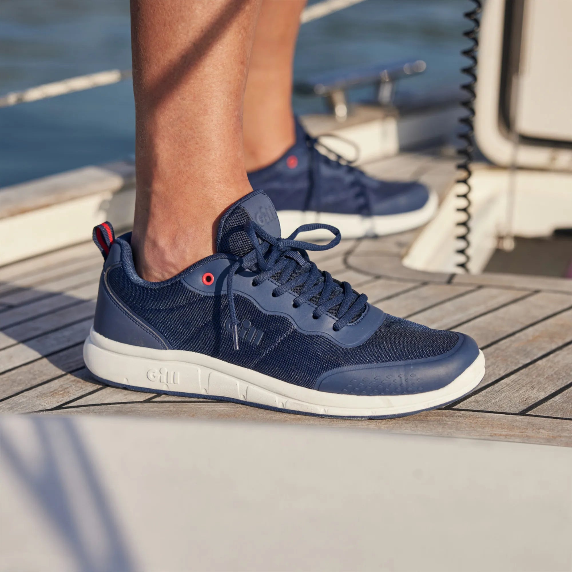 Pursuit Trainer - Navy